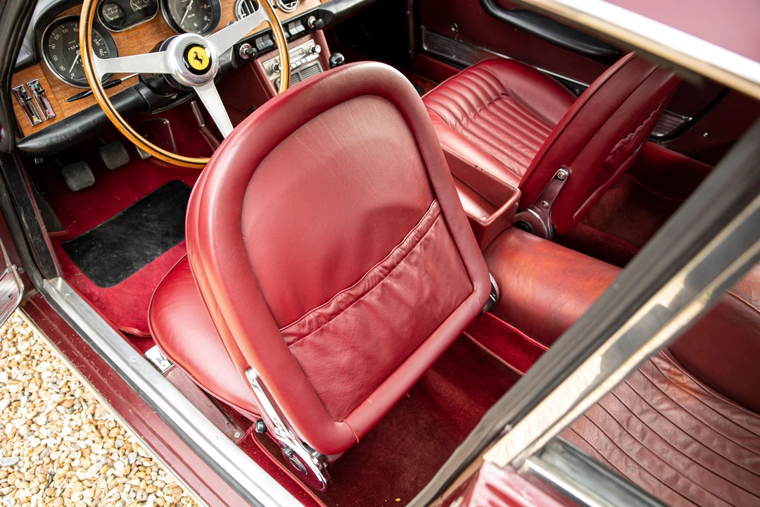 1966 Ferrari 330 GT 2+2 - Image 24 of 31