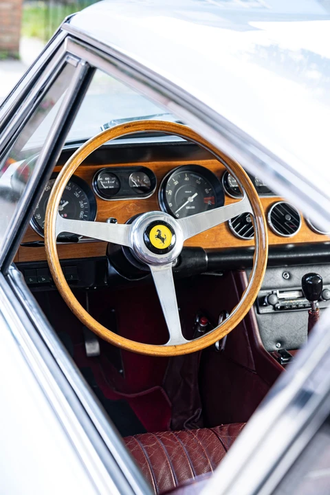 1966 Ferrari 330 GT 2+2 - Image 10 of 31