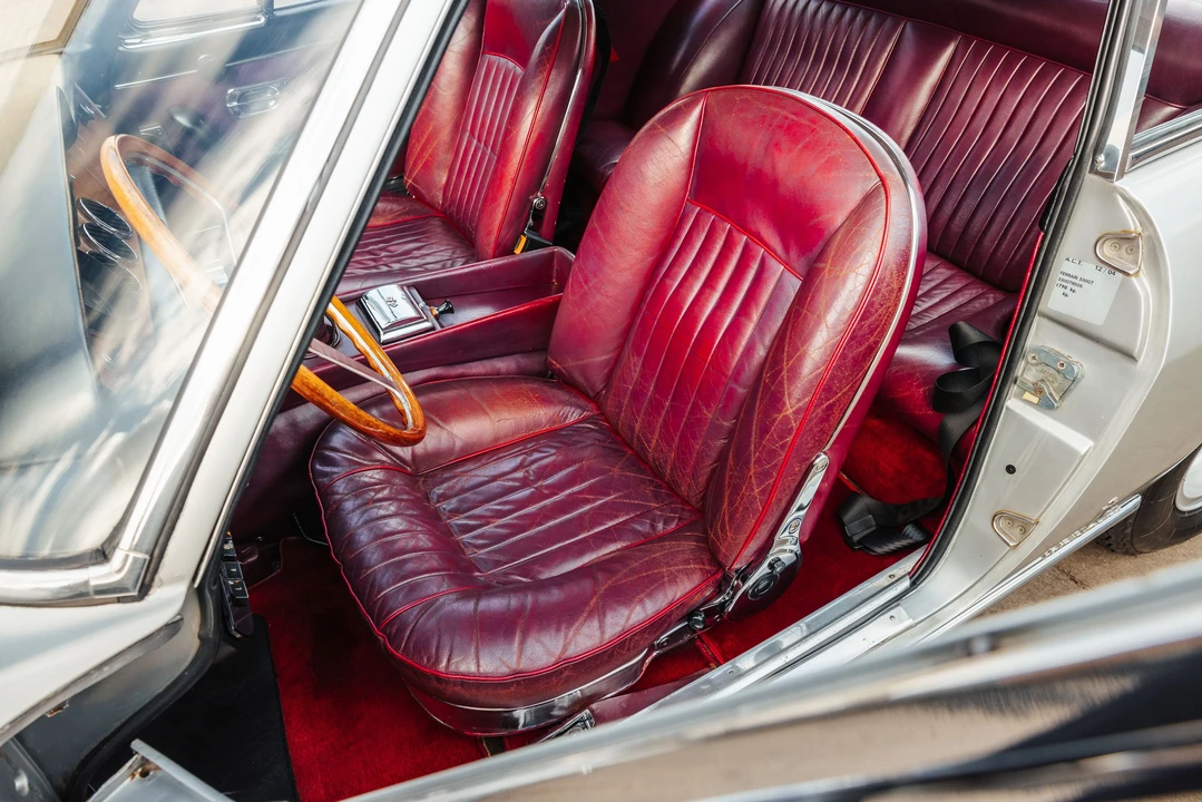 1966 Ferrari 330 GT 2+2 - Image 20 of 31