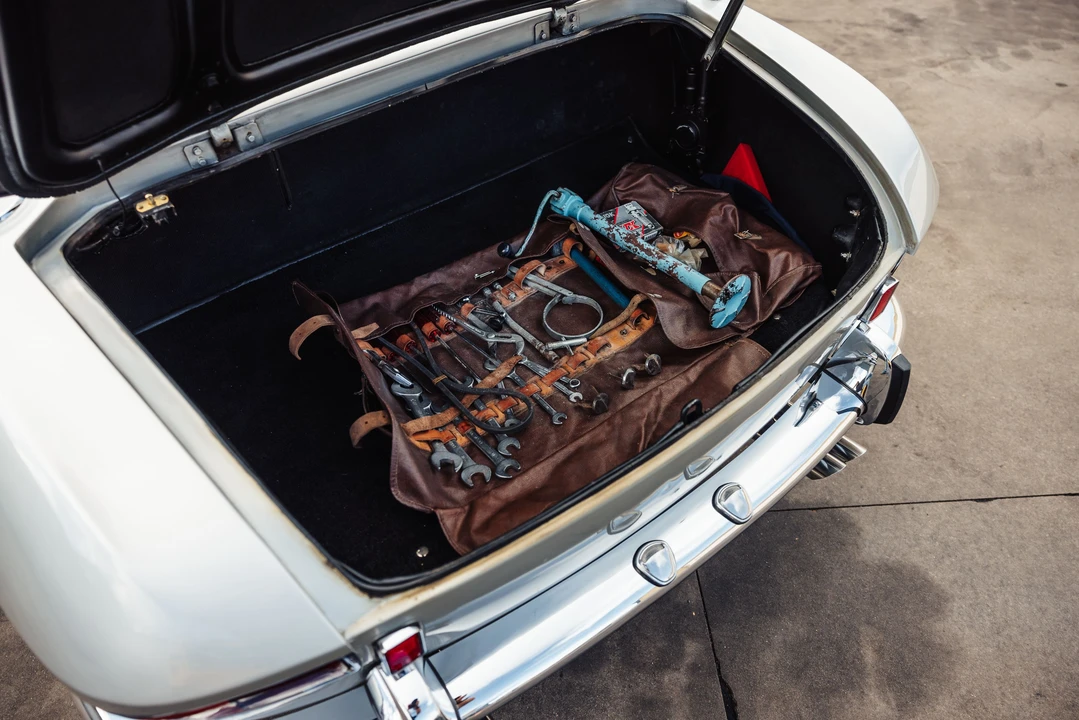 1966 Ferrari 330 GT 2+2 - Image 11 of 31