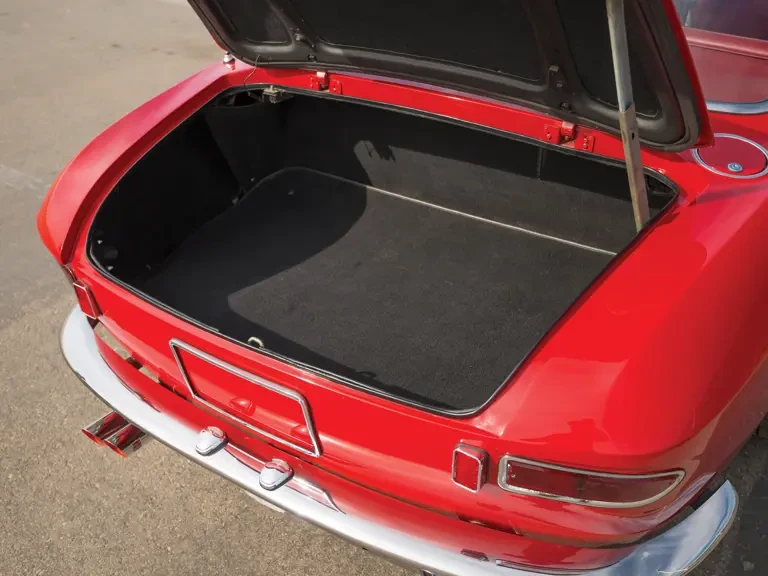 1966 Ferrari 330 GT 2+2 - Image 26 of 30