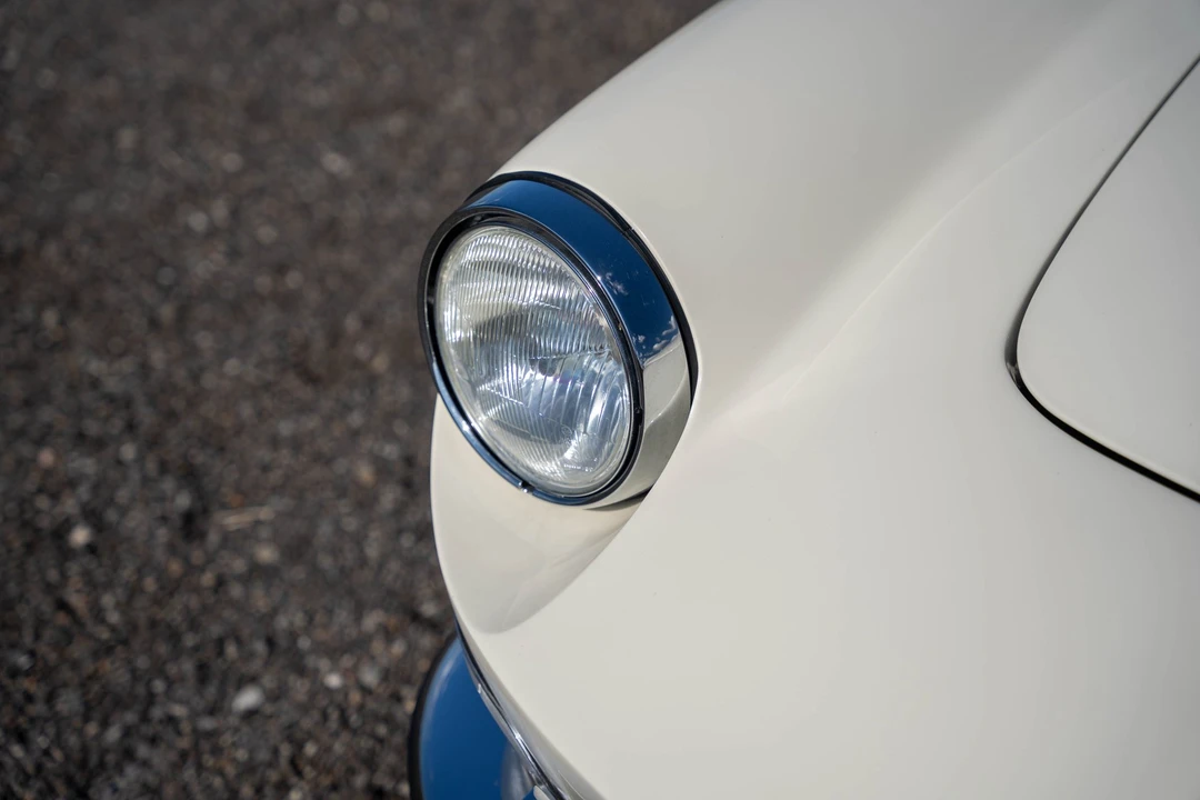 1966 Ferrari 330 GT 2+2 - Image 29 of 31