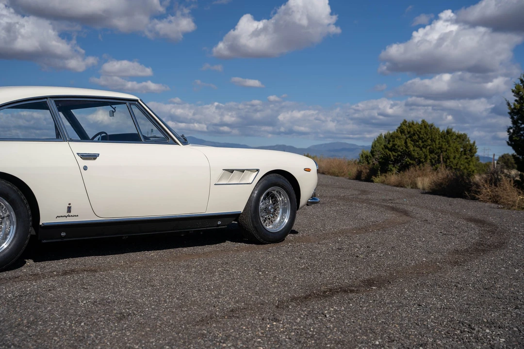1966 Ferrari 330 GT 2+2 - Image 9 of 31