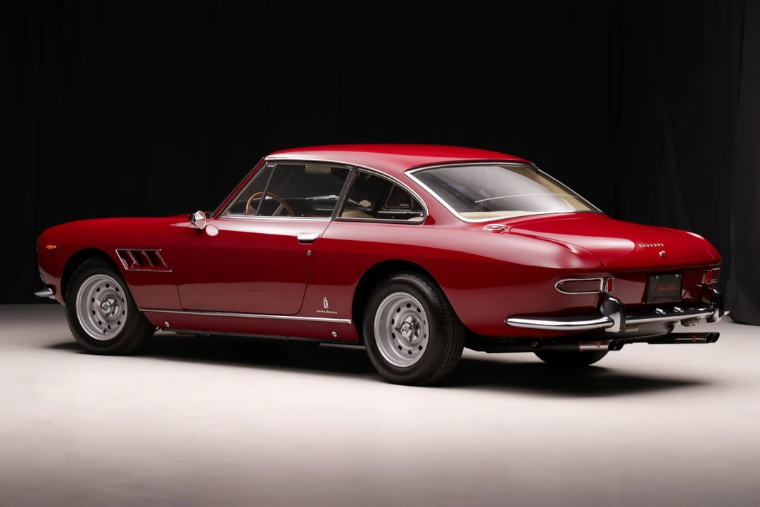 1966 Ferrari 330 GT 2+2 - Image 5 of 31