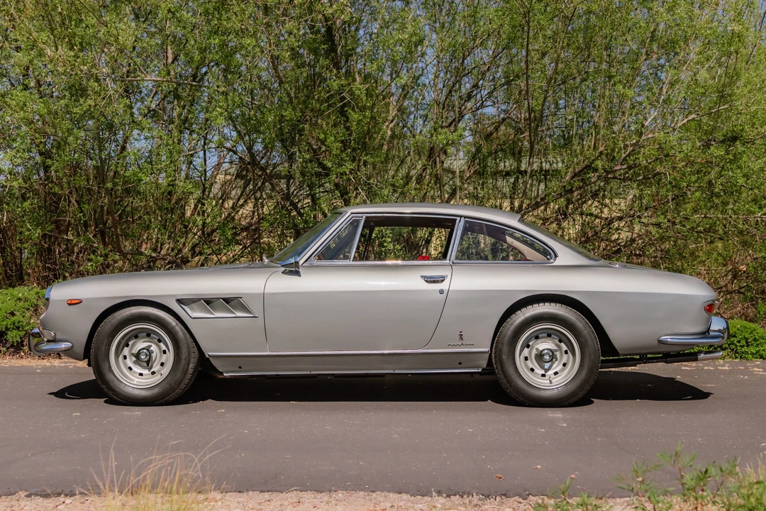 1966 Ferrari 330 GT 2+2 - Image 10 of 31