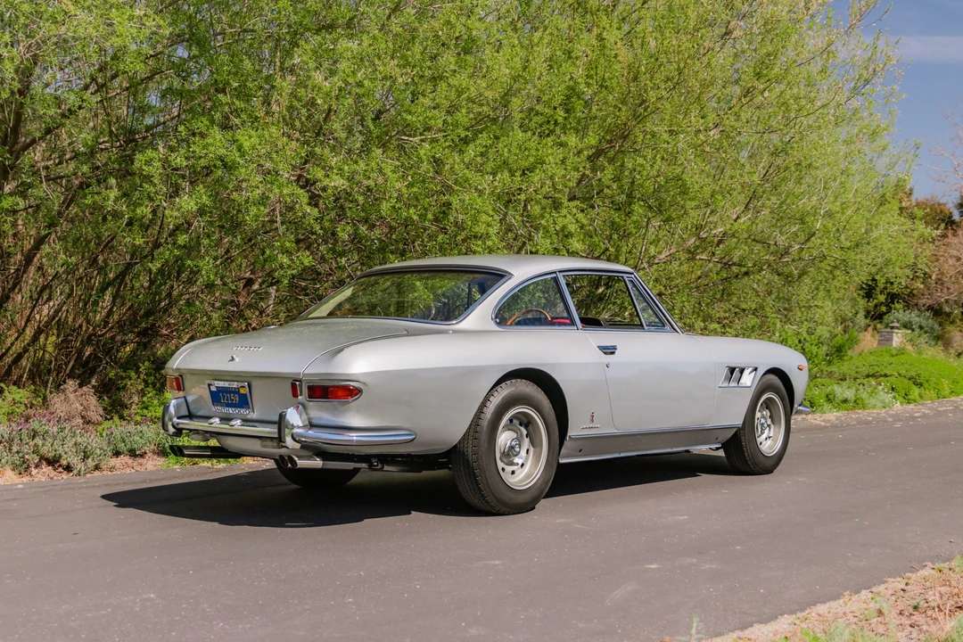 1966 Ferrari 330 GT 2+2 - Image 25 of 31