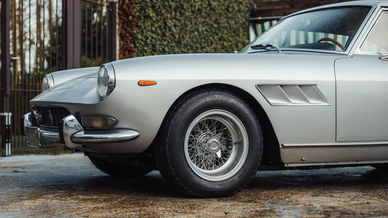 1966 Ferrari 330 GT 2+2 - Image 10 of 31