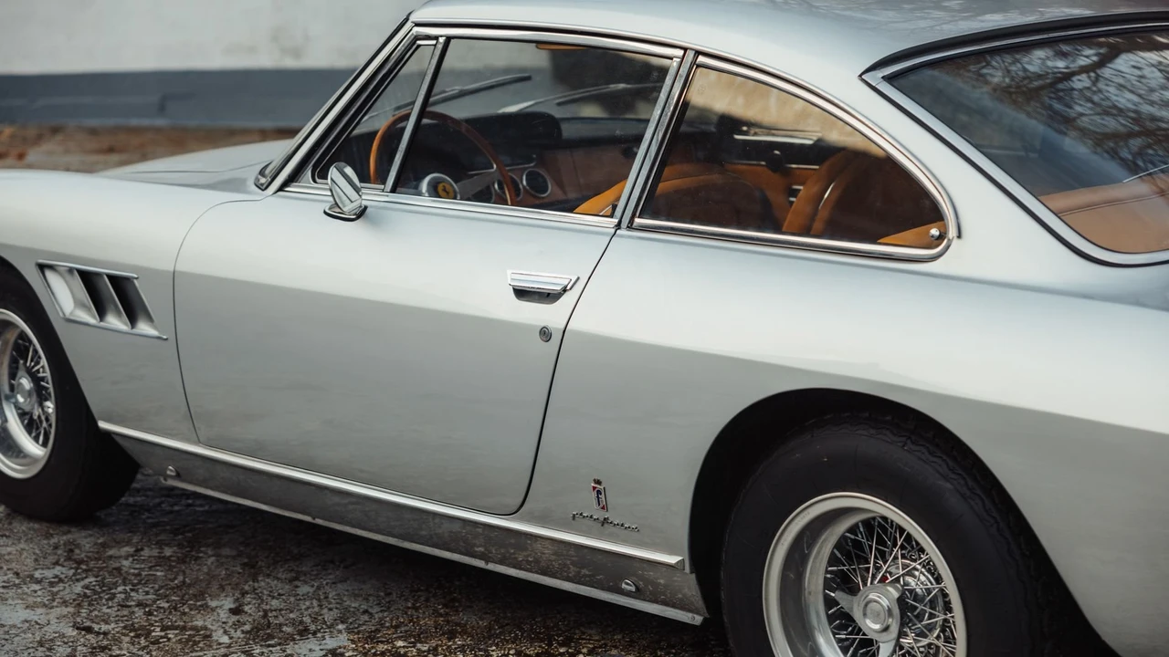 1966 Ferrari 330 GT 2+2 - Image 30 of 31