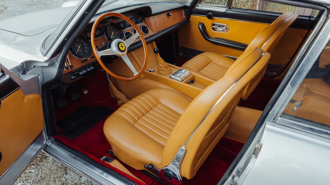 1966 Ferrari 330 GT 2+2 - Image 4 of 31