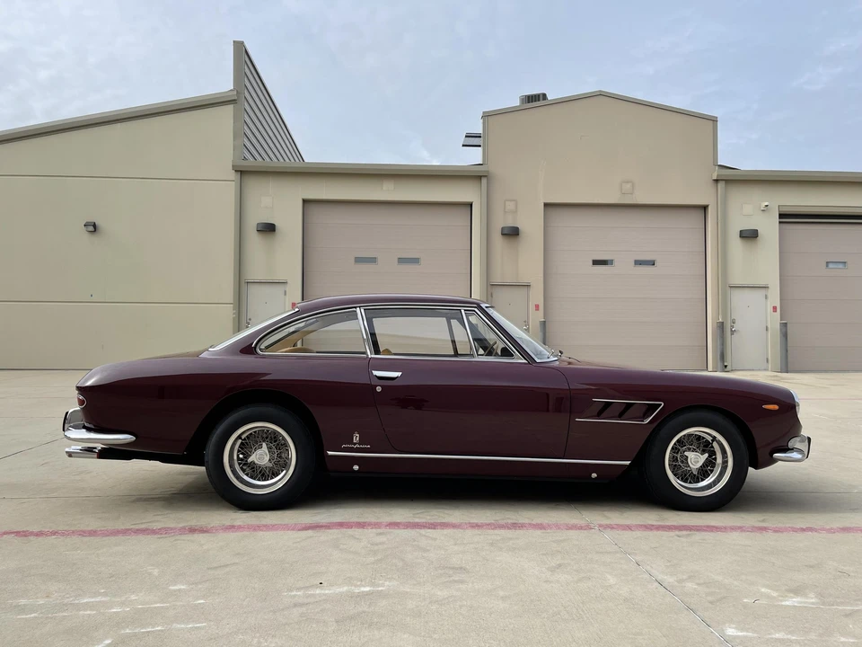 1966 Ferrari 330 GT 2+2 - Image 24 of 31