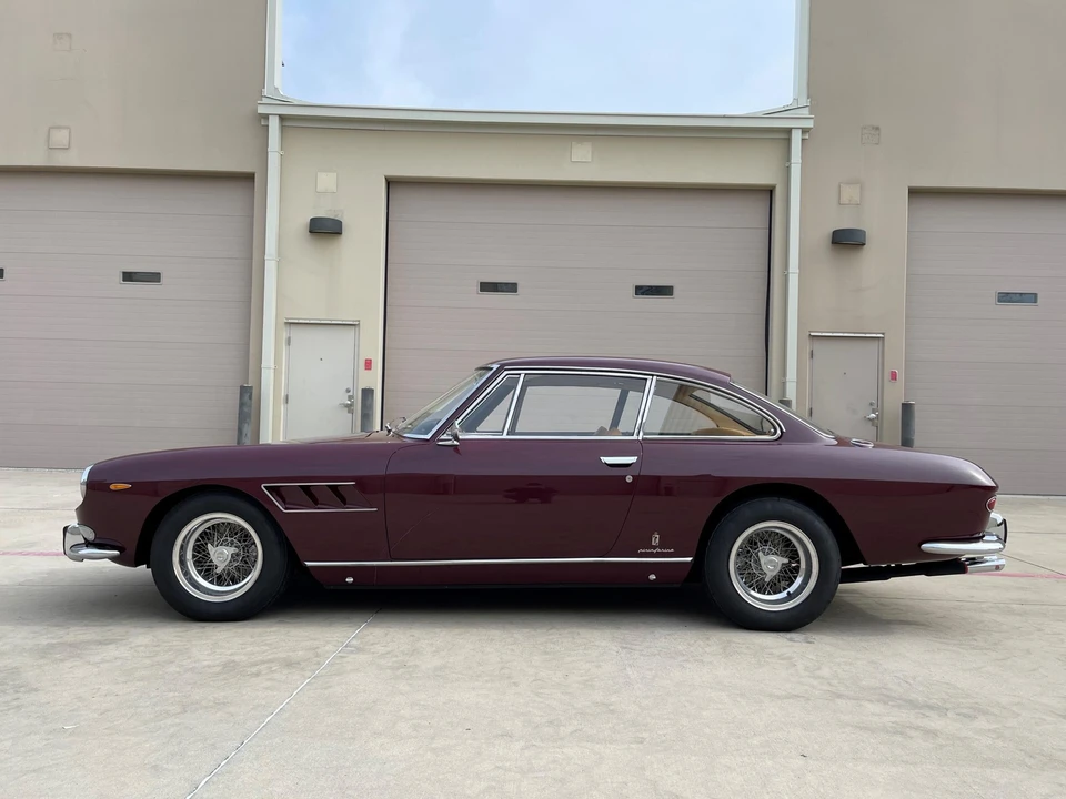1966 Ferrari 330 GT 2+2 - Image 13 of 31