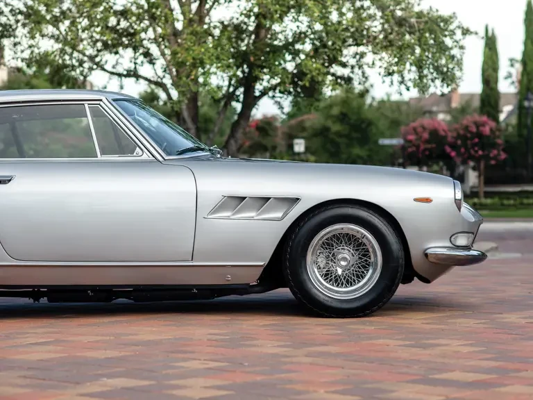 1966 Ferrari 330 GT 2+2 - Image 22 of 26