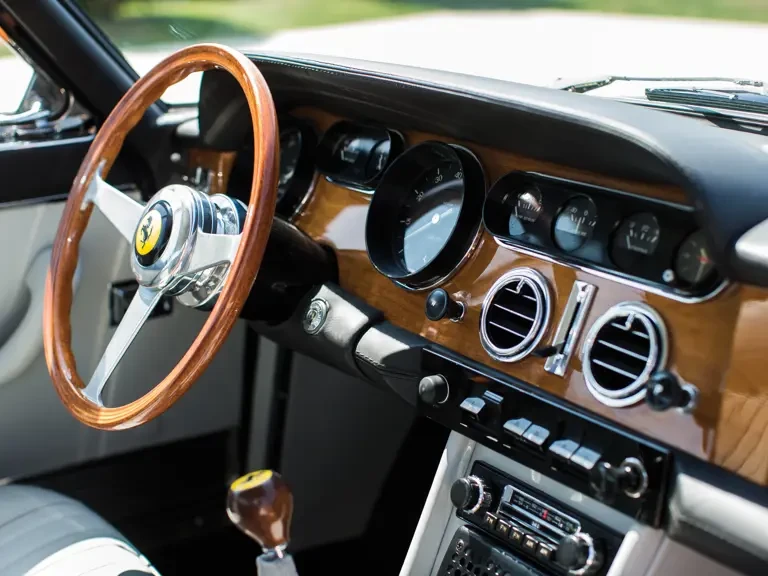 1966 Ferrari 330 GT 2+2 - Image 18 of 23