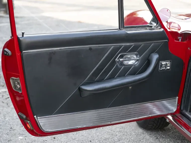 1966 Ferrari 330 GT 2+2 - Image 30 of 31