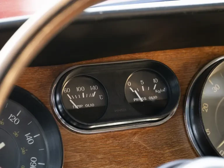 1966 Ferrari 330 GT 2+2 - Image 21 of 31