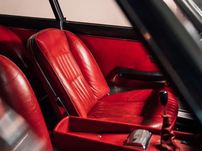 1966 Ferrari 330 GT 2+2 - Image 19 of 31