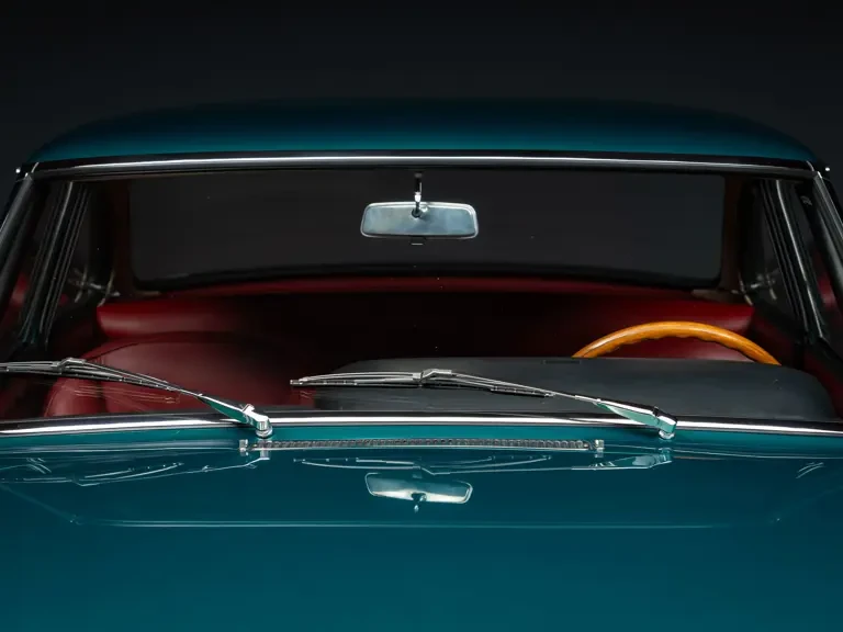 1966 Ferrari 330 GT 2+2 - Image 29 of 31