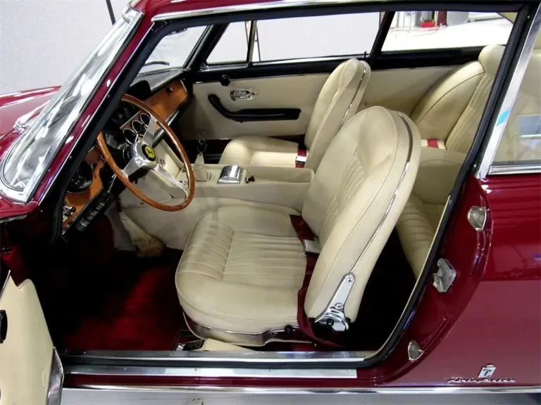 1966 Ferrari 330 GT 2+2 - Image 7 of 15