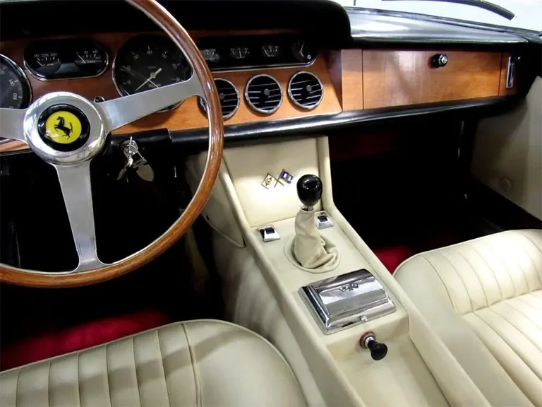 1966 Ferrari 330 GT 2+2 - Image 14 of 15