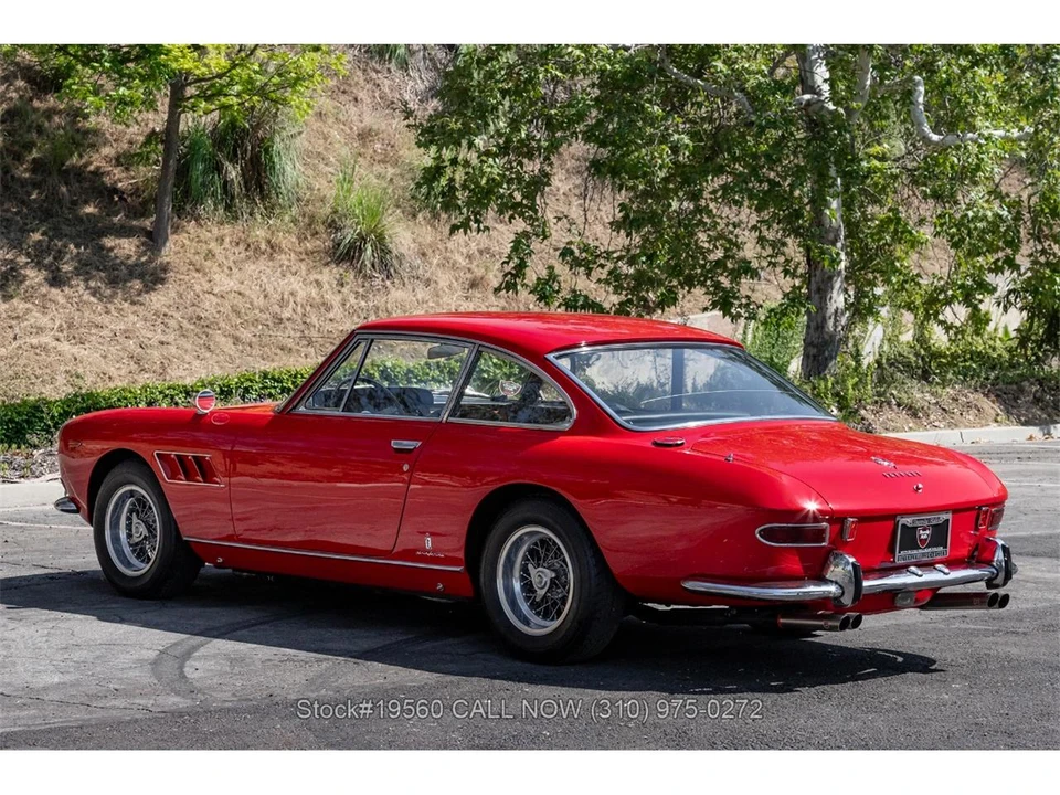 1966 Ferrari 330 GT 2+2 - Image 9 of 31
