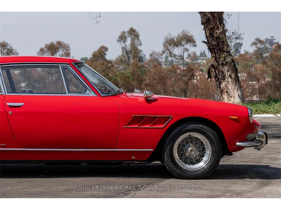 1966 Ferrari 330 GT 2+2 - Image 13 of 31