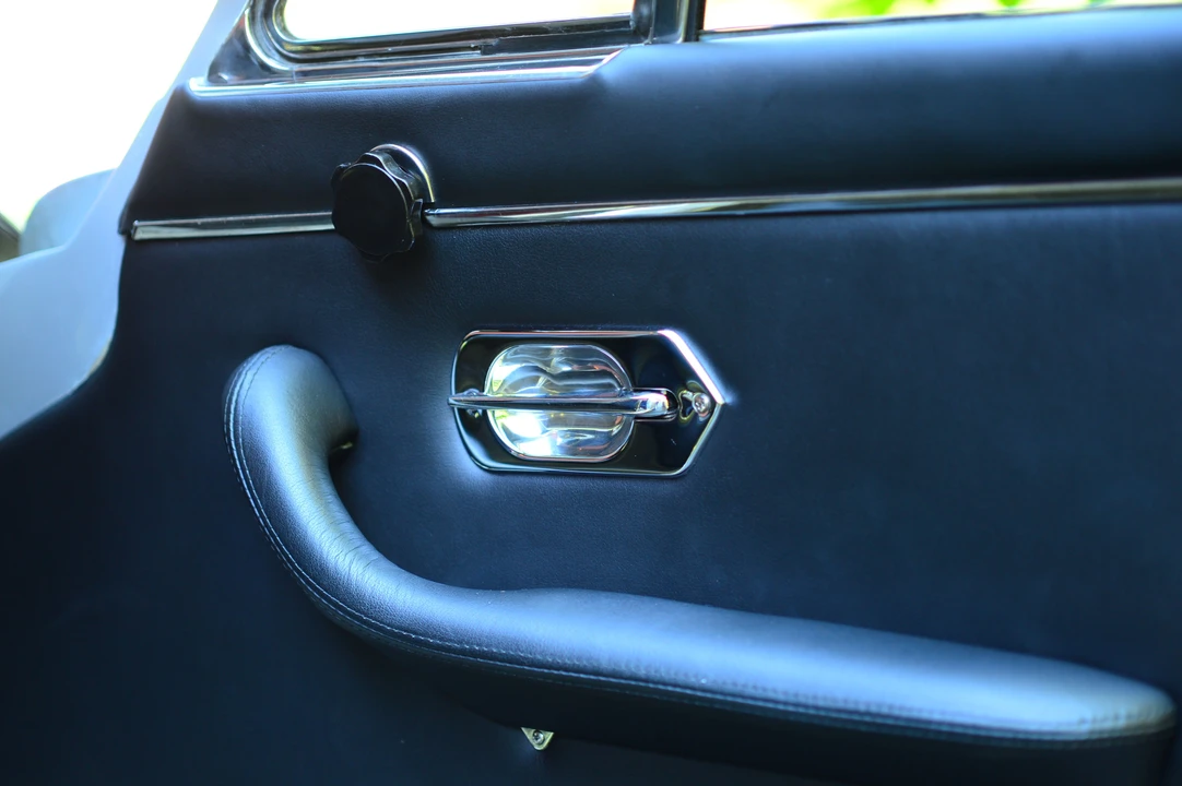 1966 Ferrari 330 GT 2+2 - Image 27 of 31