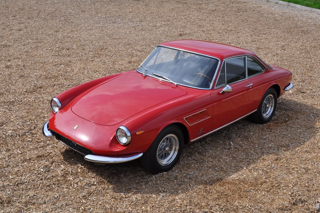 1966 Ferrari 330 GTC & GTS - Image 10 of 10