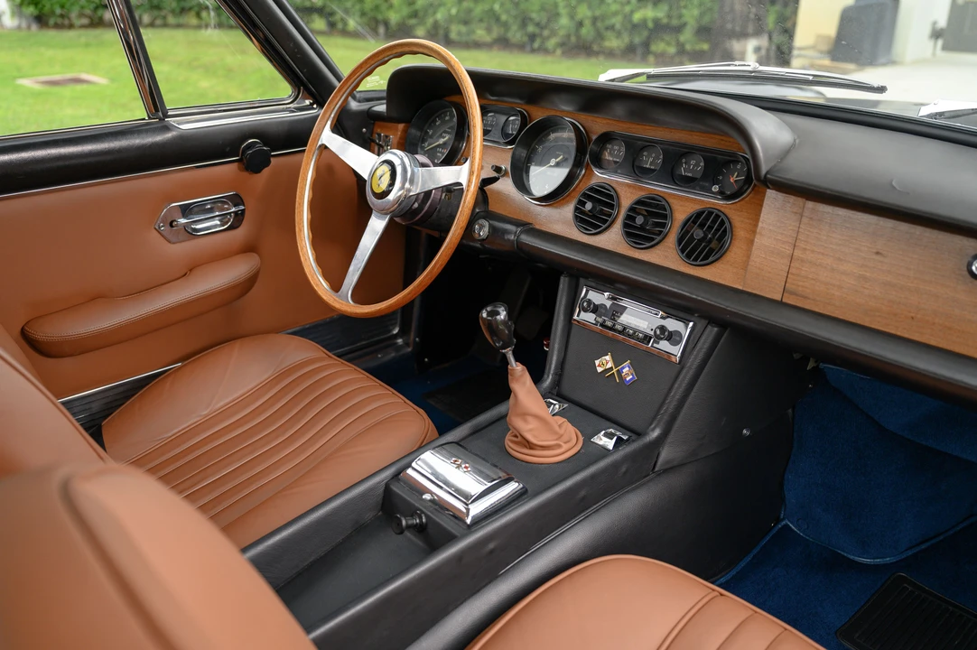1966 Ferrari 330 GT 2+2 - Image 23 of 31