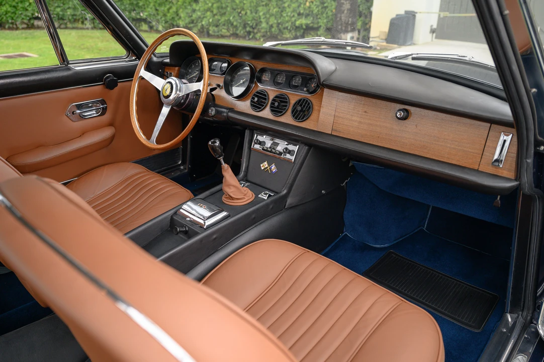 1966 Ferrari 330 GT 2+2 - Image 24 of 31