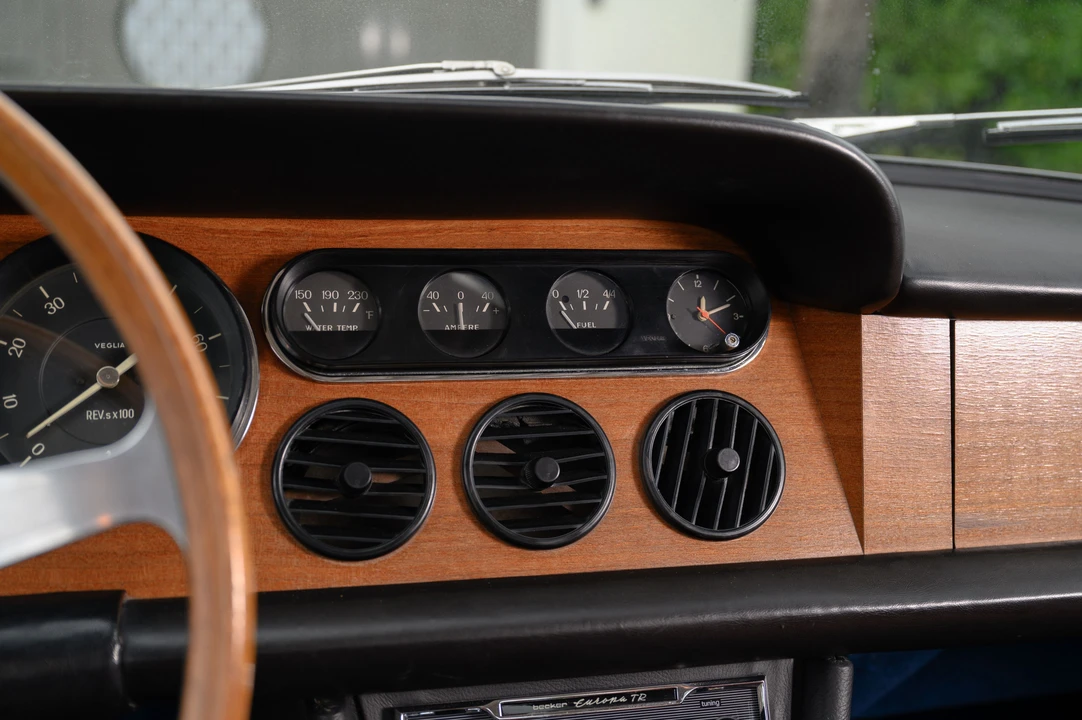 1966 Ferrari 330 GT 2+2 - Image 15 of 31