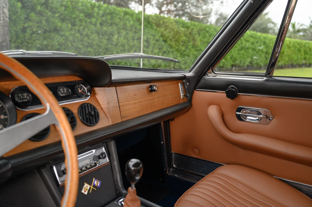 1966 Ferrari 330 GT 2+2 - Image 8 of 31