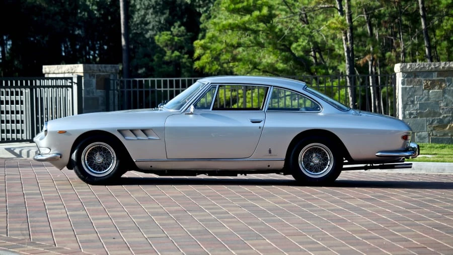 1966 Ferrari 330 GT 2+2 - Image 2 of 12