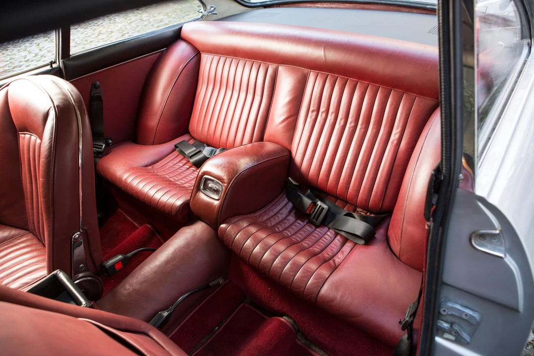 1966 Ferrari 330 GT 2+2 - Image 10 of 21