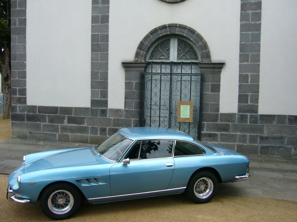 1966 Ferrari 330 GT 2+2 - Image 5 of 5