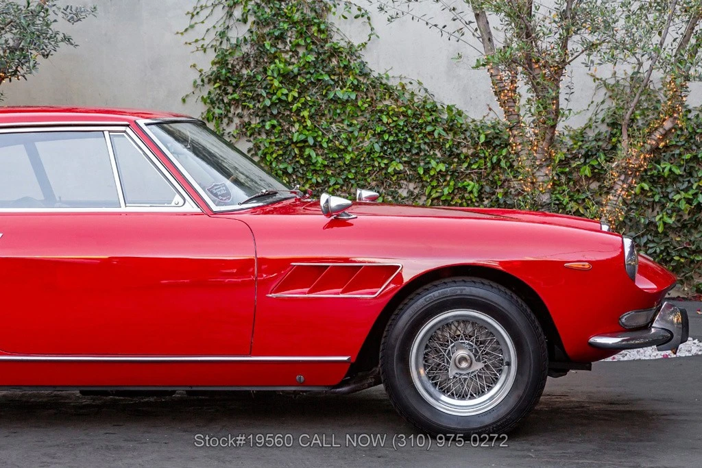 1966 Ferrari 330 GT 2+2 - Image 11 of 12