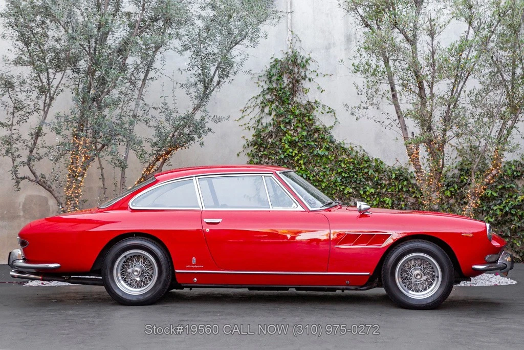 1966 Ferrari 330 GT 2+2 - Image 5 of 12