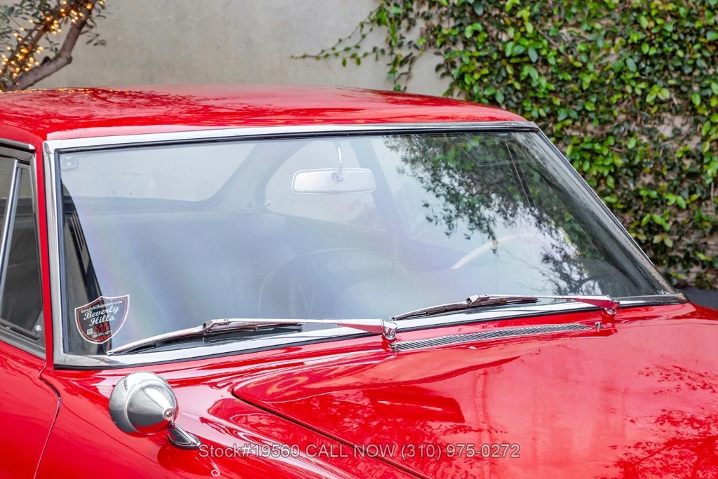 1966 Ferrari 330 GT 2+2 - Image 10 of 12