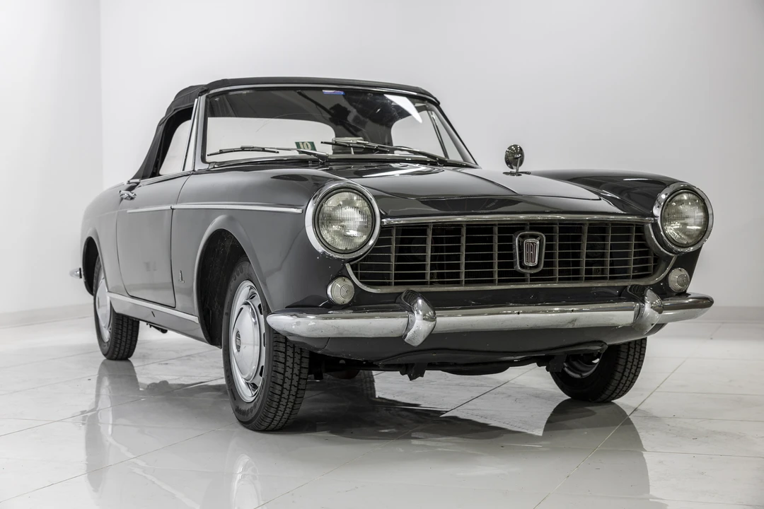 1966 Fiat Pininfarina Coupe & Cabriolet 2nd Gen - Image 8 of 31