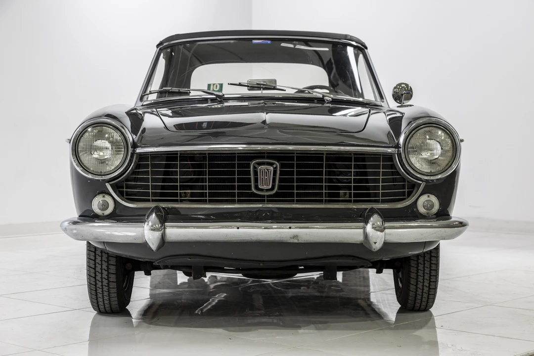 1966 Fiat Pininfarina Coupe & Cabriolet 2nd Gen - Image 9 of 31