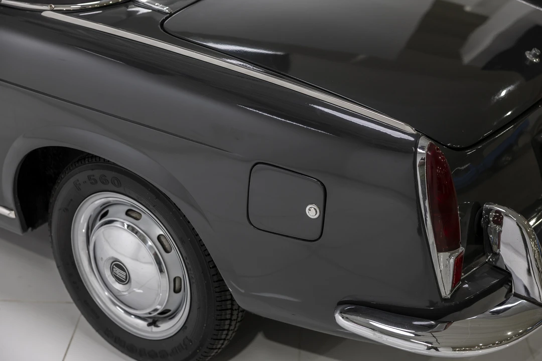 1966 Fiat Pininfarina Coupe & Cabriolet 2nd Gen - Image 31 of 31