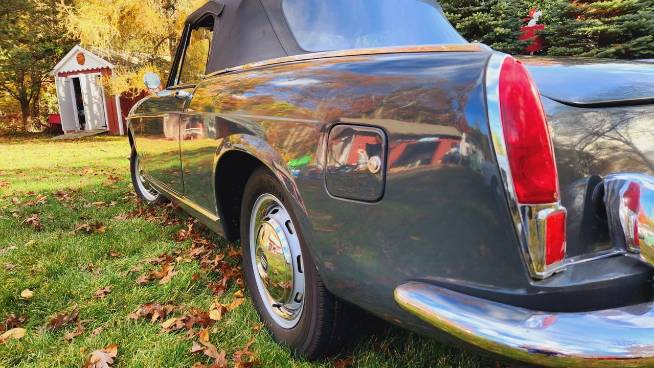 1966 Fiat Pininfarina Coupe & Cabriolet 2nd Gen - Image 15 of 31