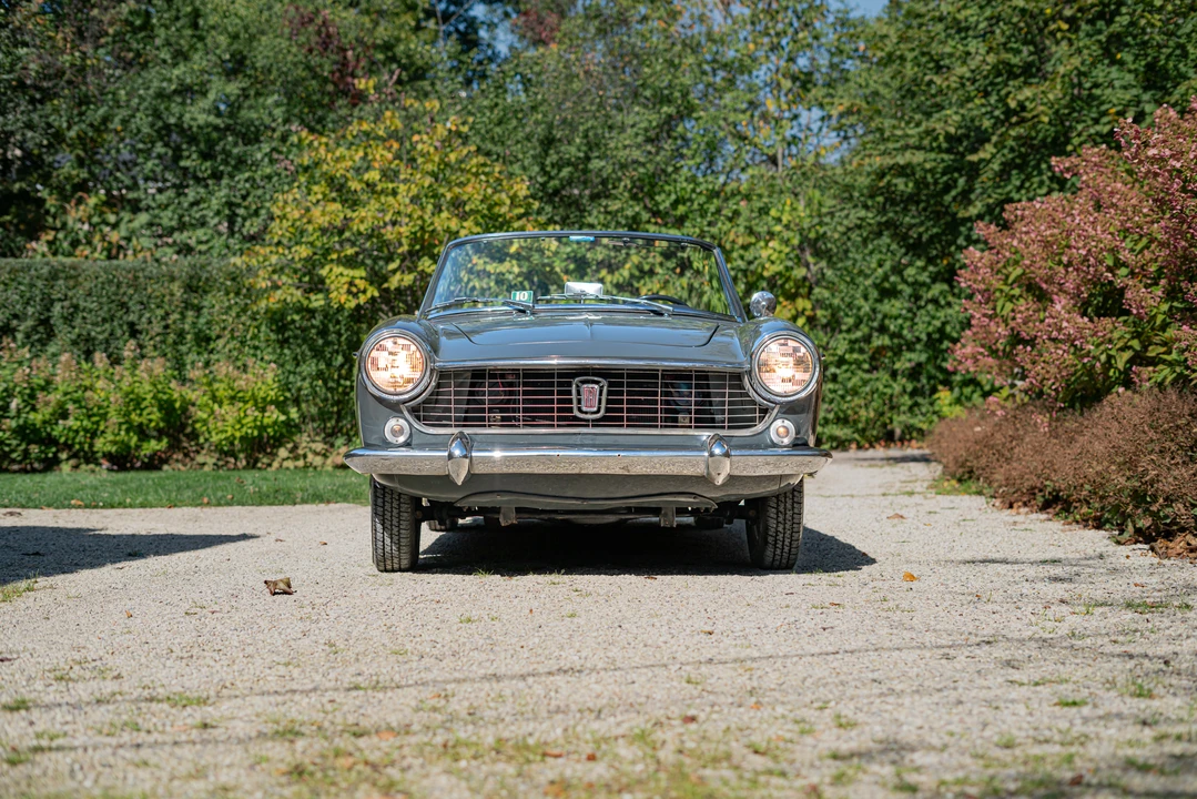 1966 Fiat Pininfarina Coupe & Cabriolet 2nd Gen - Image 13 of 31