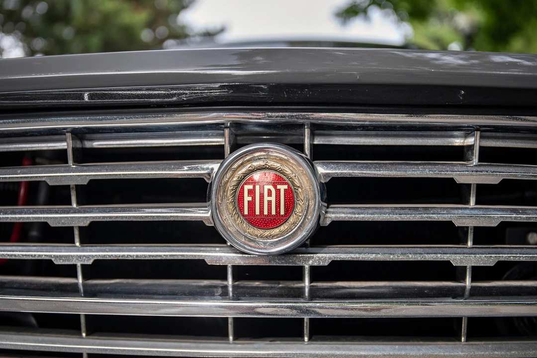 1966 Fiat Pininfarina Coupe & Cabriolet 2nd Gen - Image 25 of 31
