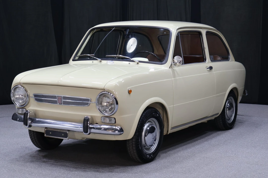 1966 Fiat 850 - Image 2 of 31