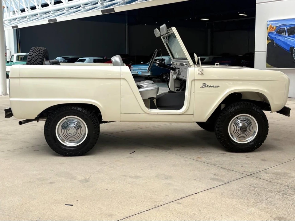 1966 Ford Bronco 1st Gen - Image 5 of 31
