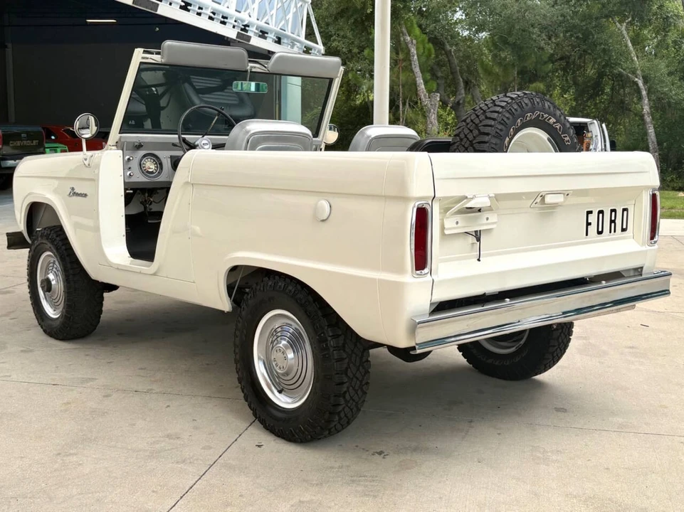 1966 Ford Bronco 1st Gen - Image 9 of 31