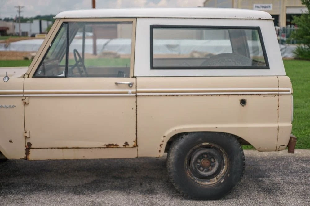 1966 Ford Bronco 1st Gen - Image 16 of 31