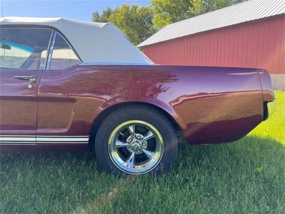 1966 Ford Fairlane 5th Gen - Image 23 of 30