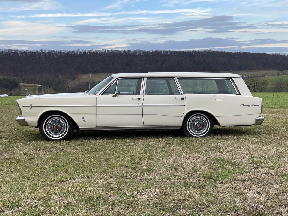 1966 Ford Country Sedan - Image 12 of 31