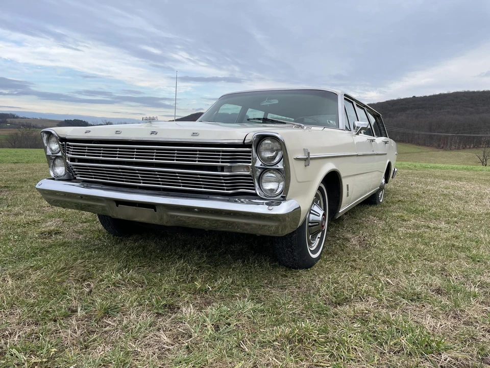 1966 Ford Country Sedan - Image 3 of 31